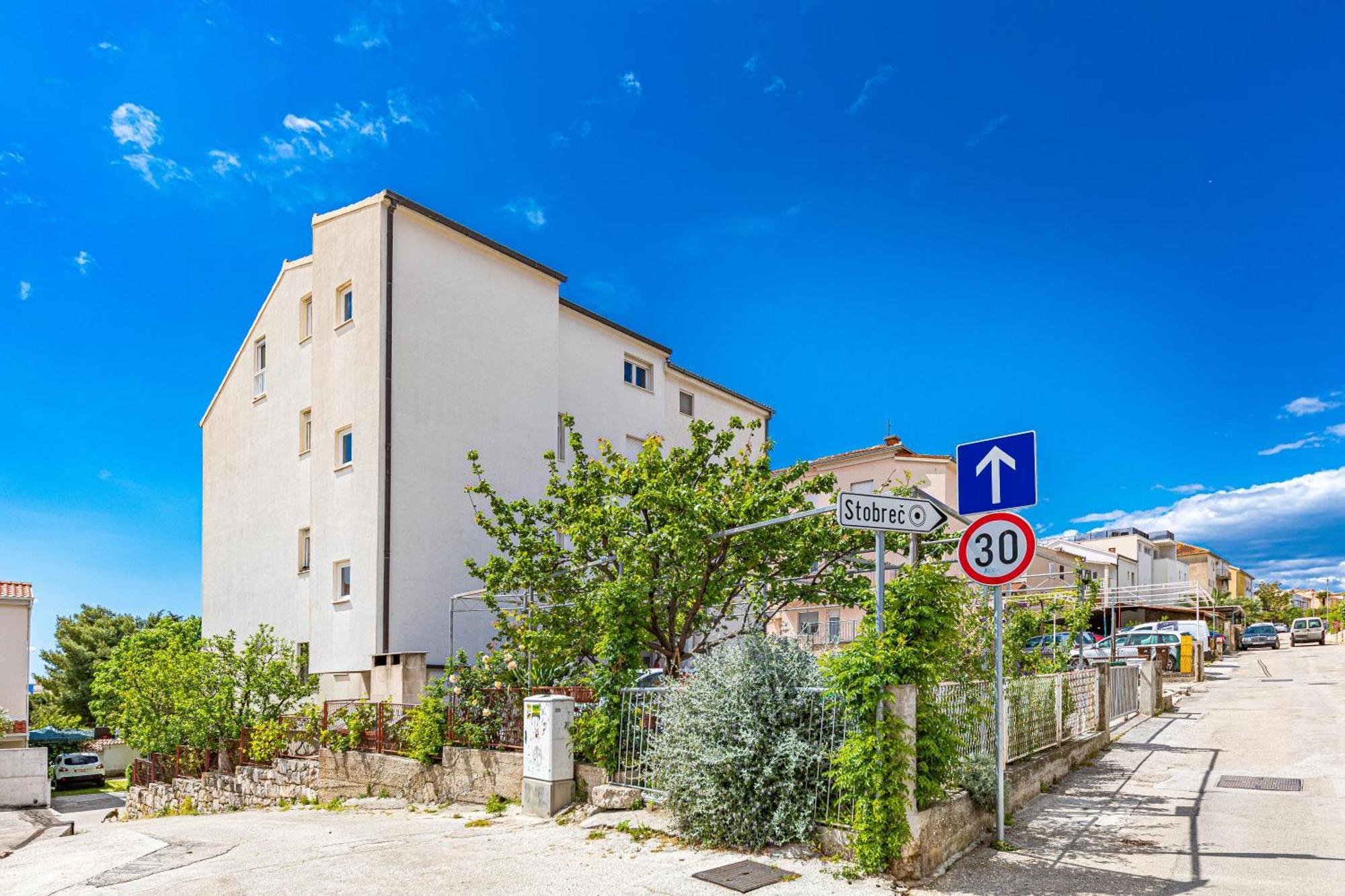 Apartments Iskra Stobrec Exterior photo